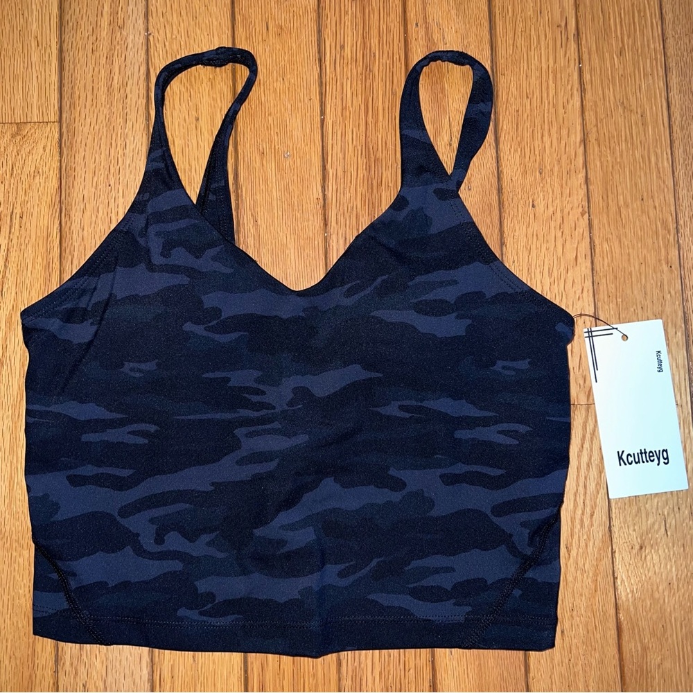 NWT Women’s Camo Print Crop Top sports bra size small polyester spandex